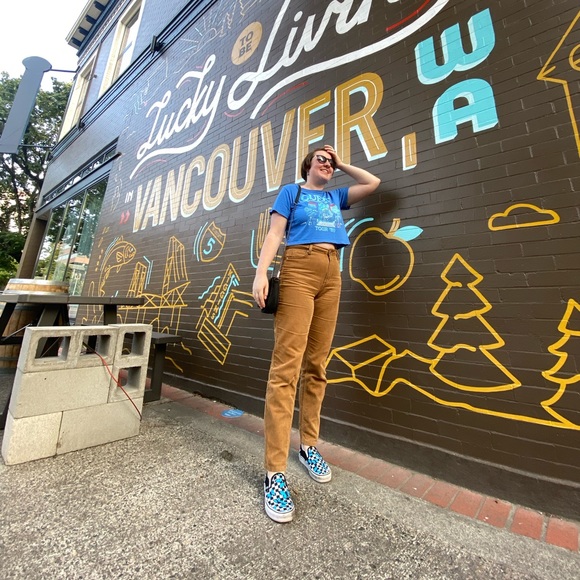 Meet the posher - Maggie! - Picture 3 of 10